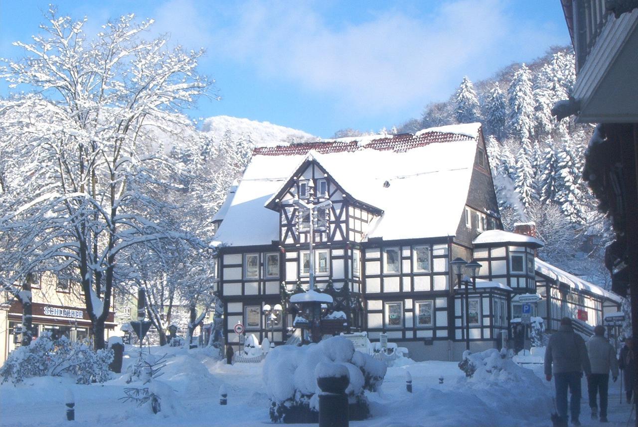 Hotel Pension Am Kurmittelhaus Bad Grund Exterior foto